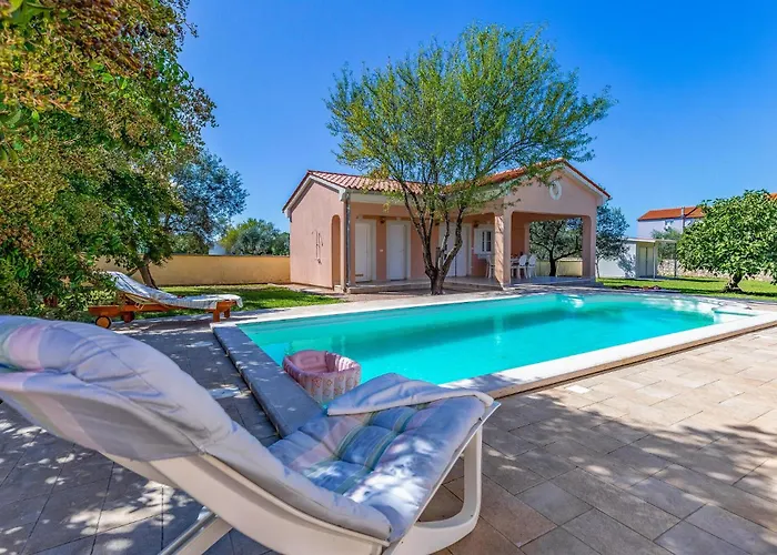 Ferienhaus Awesome In