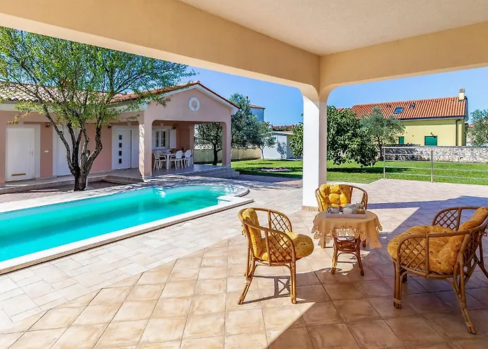 Awesome In Ferienhaus